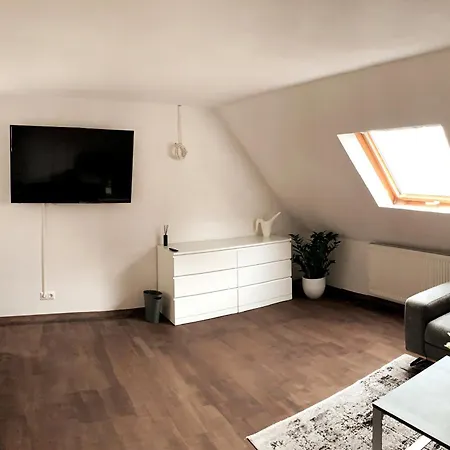 بيت للعطل Geraeumiges Haus Mit Garten Terasse نورنبيرغ