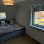 Geraeumiges Haus Mit Garten Terasse * Nuremberg