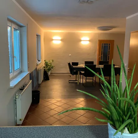 Σπίτι διακοπών Geraeumiges Haus Mit Garten Terasse