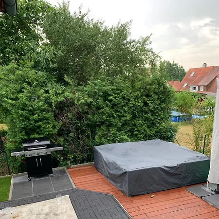 Geräumiges Haus Mit Garten Terasse * Nürnberg
