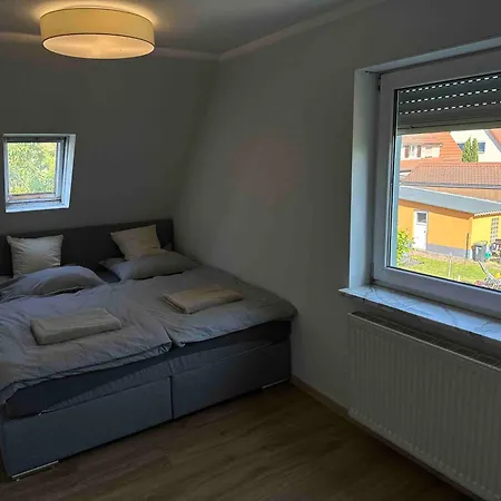 Geräumiges Haus Mit Garten Terasse *