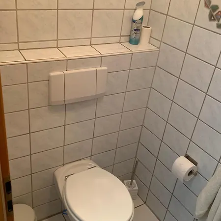 Geräumiges Haus Mit Garten Terasse * Nürnberg