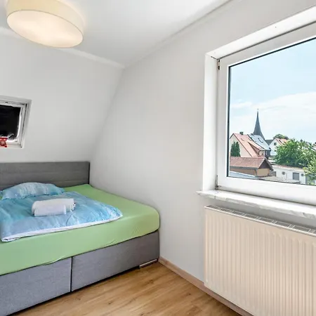 Geräumiges Haus Mit Garten Terasse